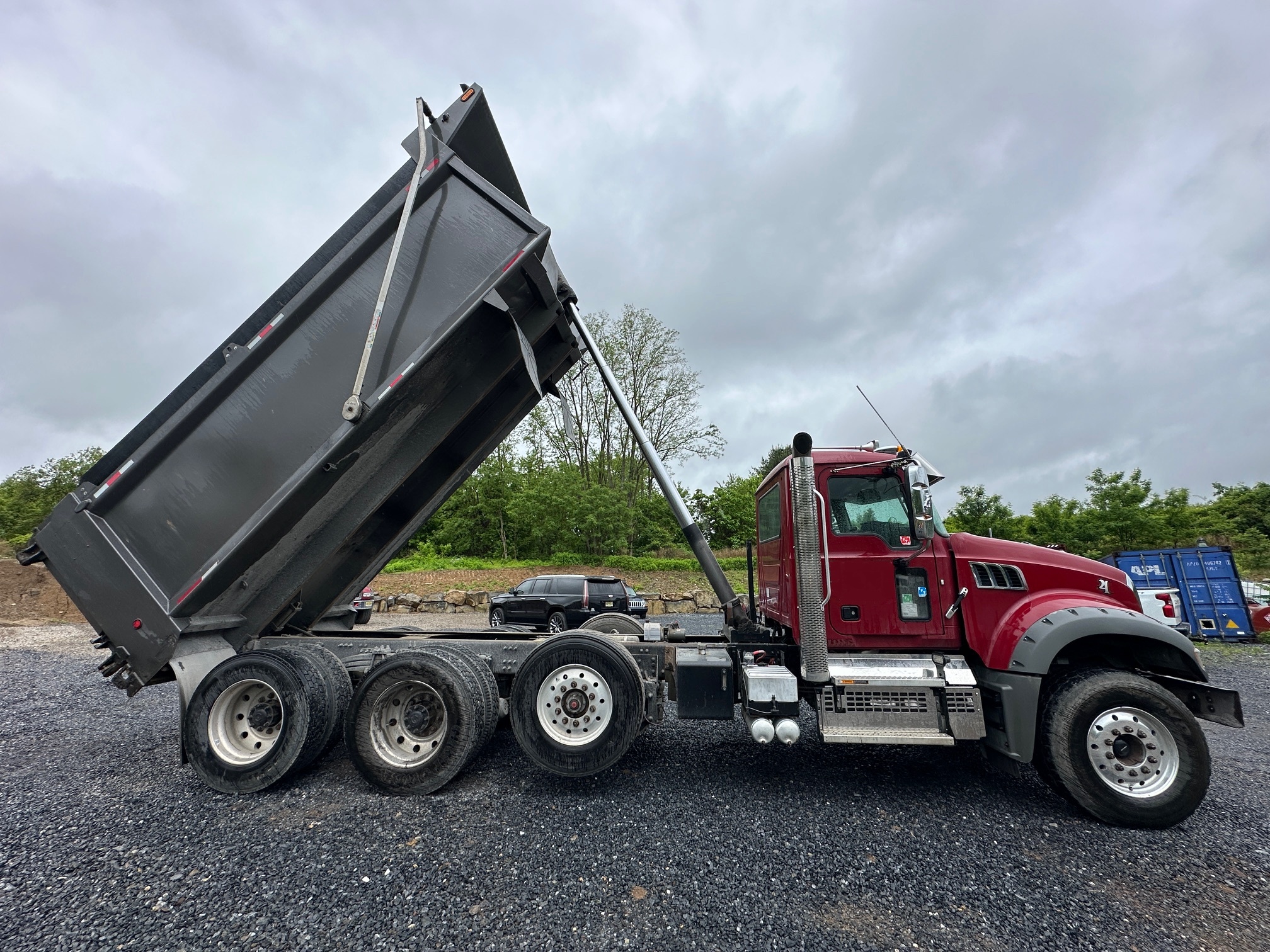 2020 MACK Granite GR64F - view 2 of 52