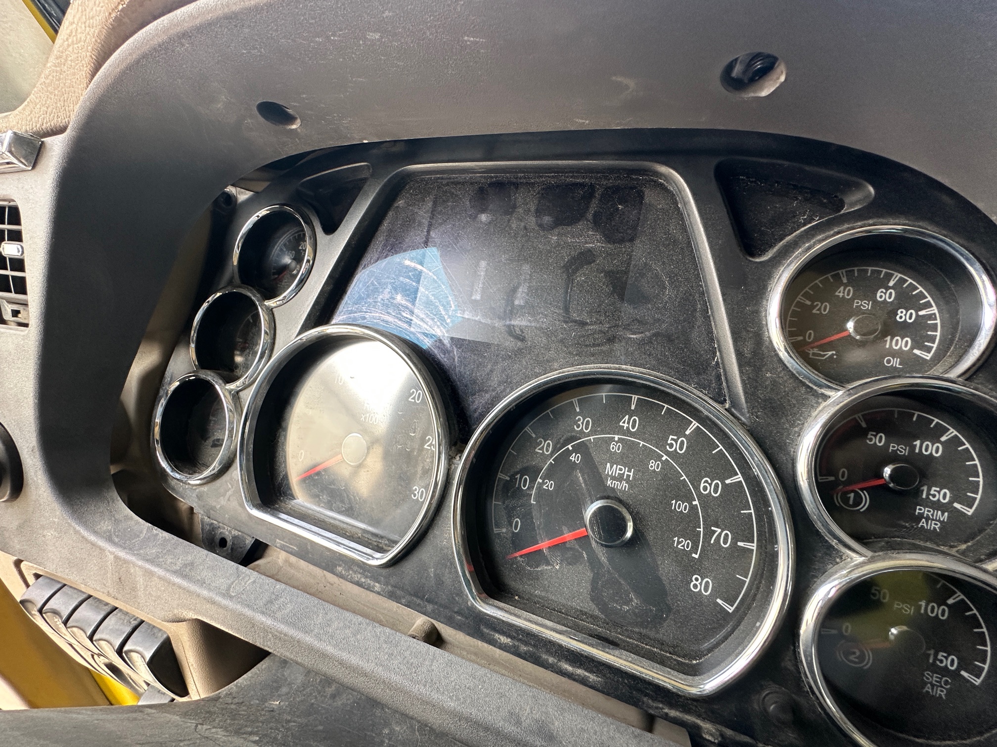 2016 PETERBILT 579 - view 17 of 43