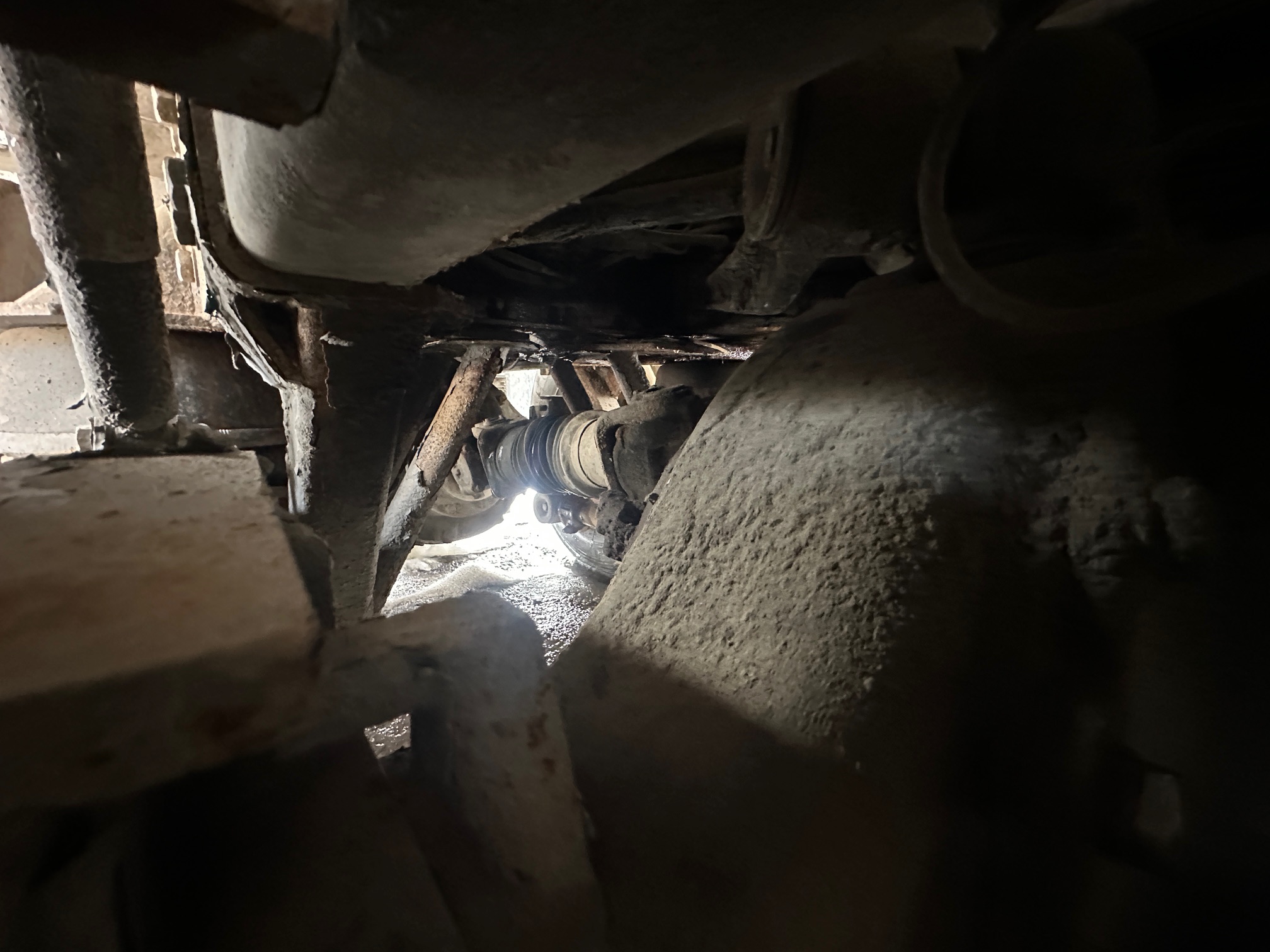 2016 PETERBILT 579 - Image 40