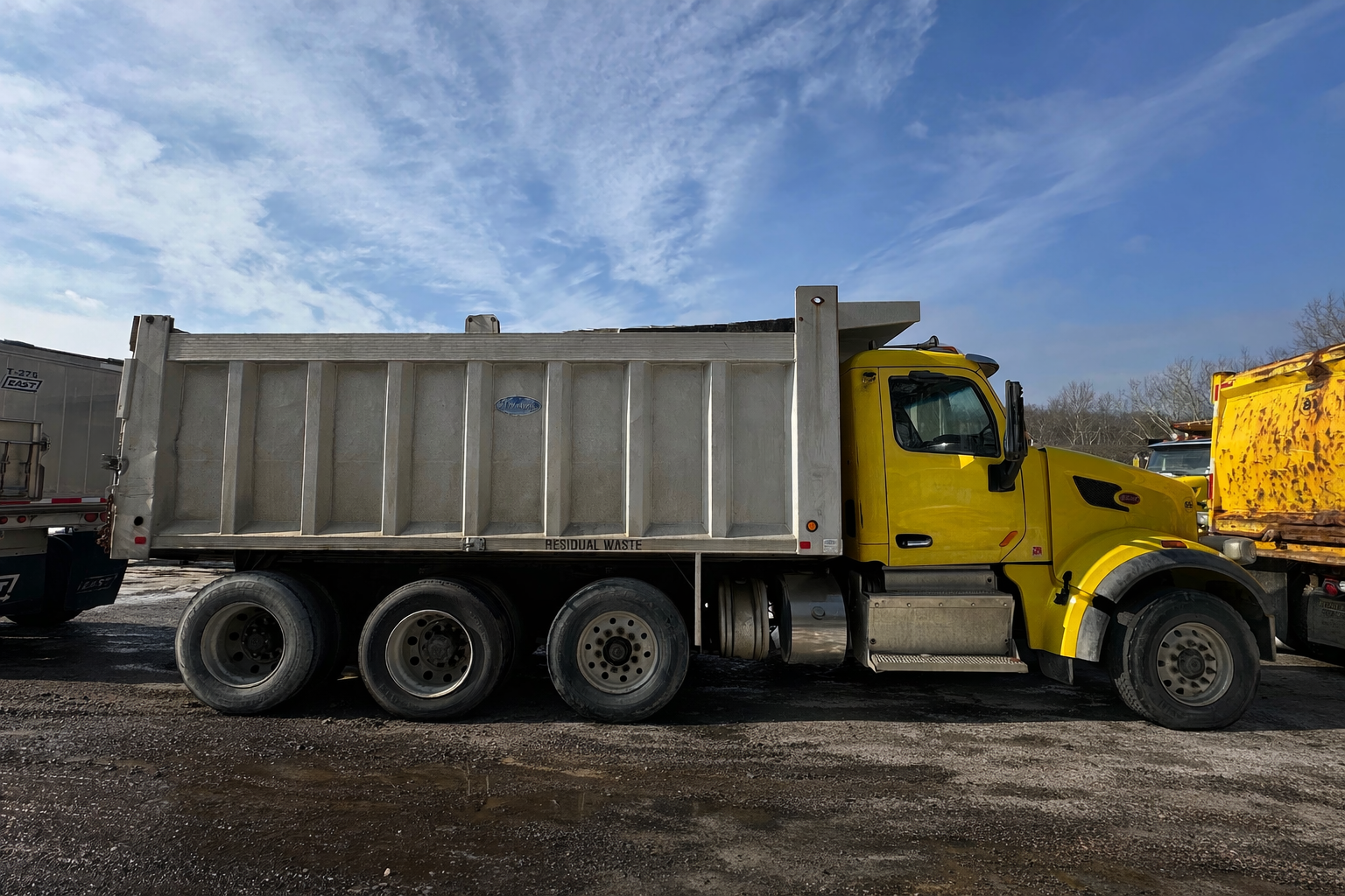 2016 PETERBILT 579 - Image 4