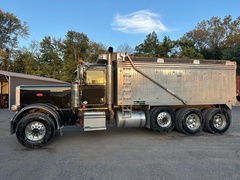 2019 PETERBILT 389L - Image 5