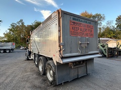 2019 PETERBILT 389L - Image 12