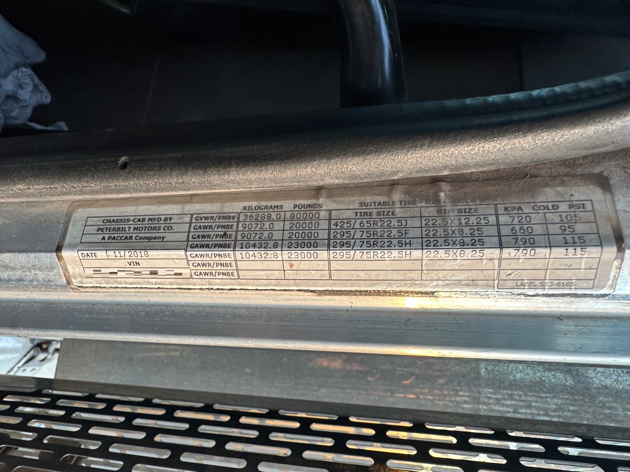 2019 PETERBILT 389L - view 15 of 42