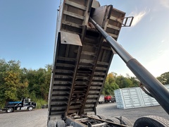 2019 PETERBILT 389L - Image 29