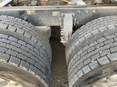 2019 PETERBILT 389L - Image 38