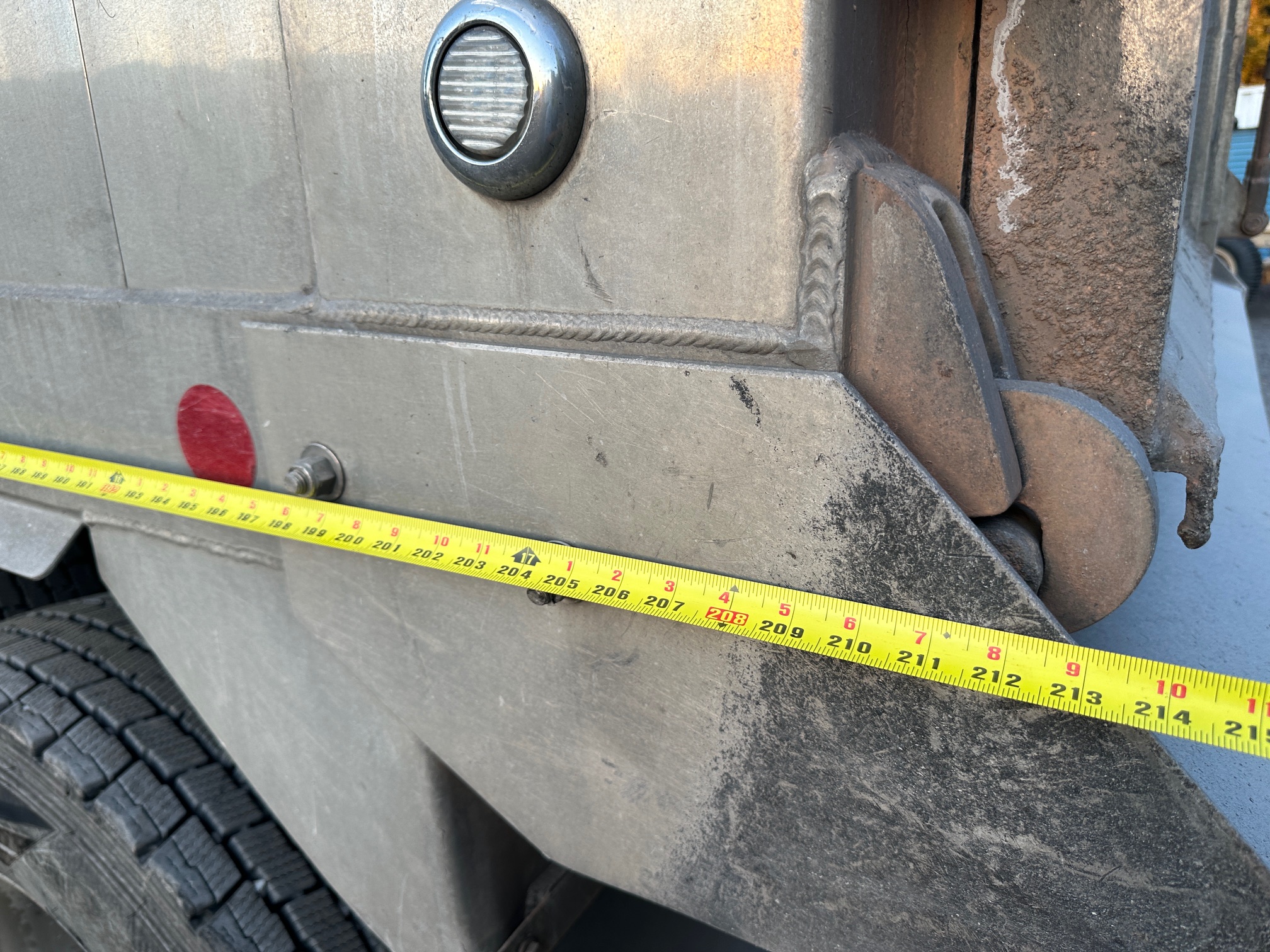 2019 PETERBILT 389L - Image 41