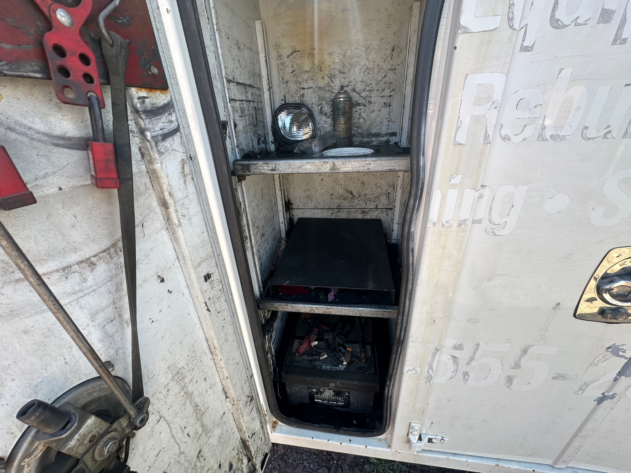 2007 FORD F750 - Image 13