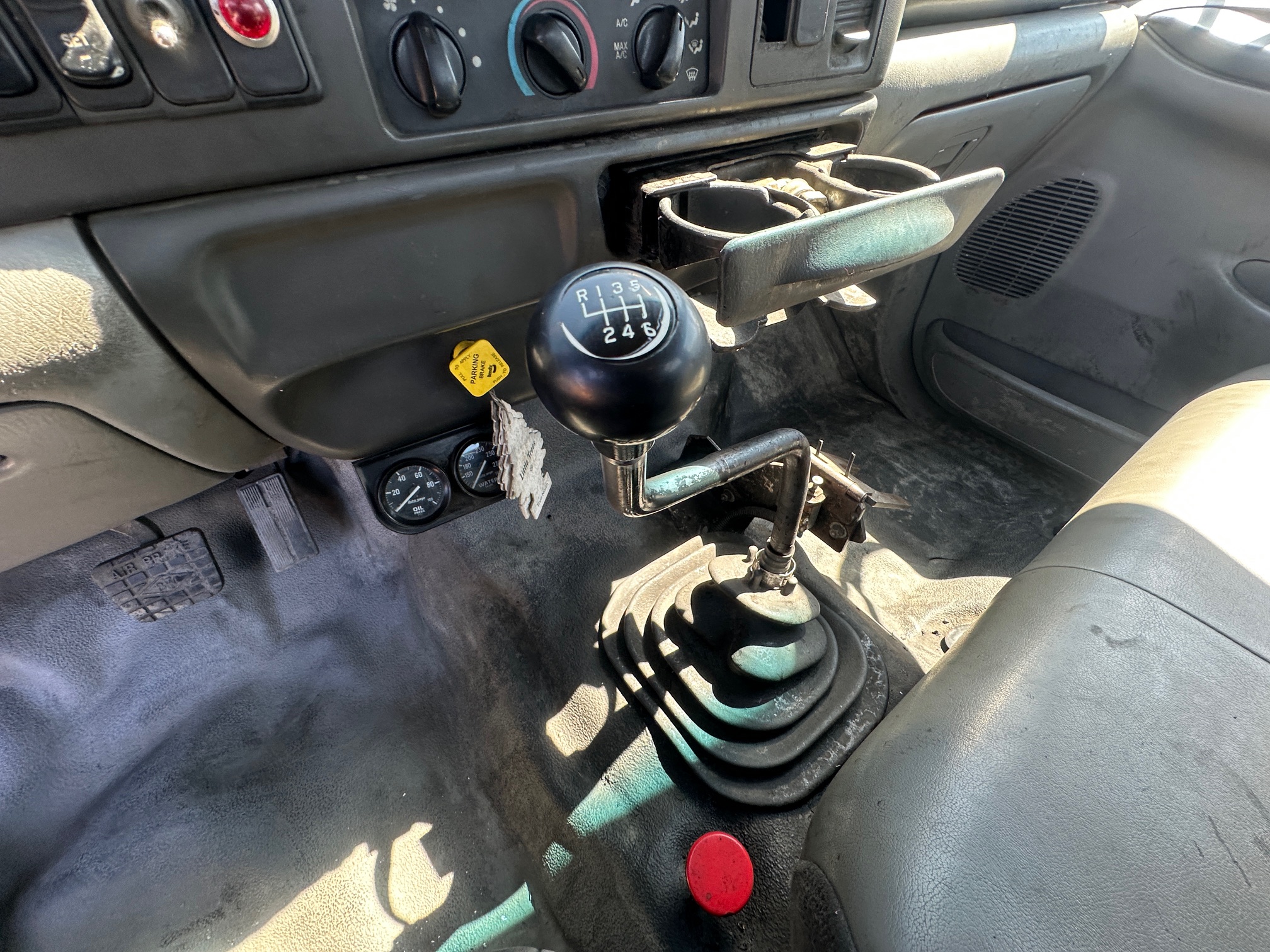 2007 FORD F750 - Image 35