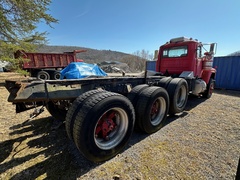 1975 MACK R600 Triaxle - Image 9