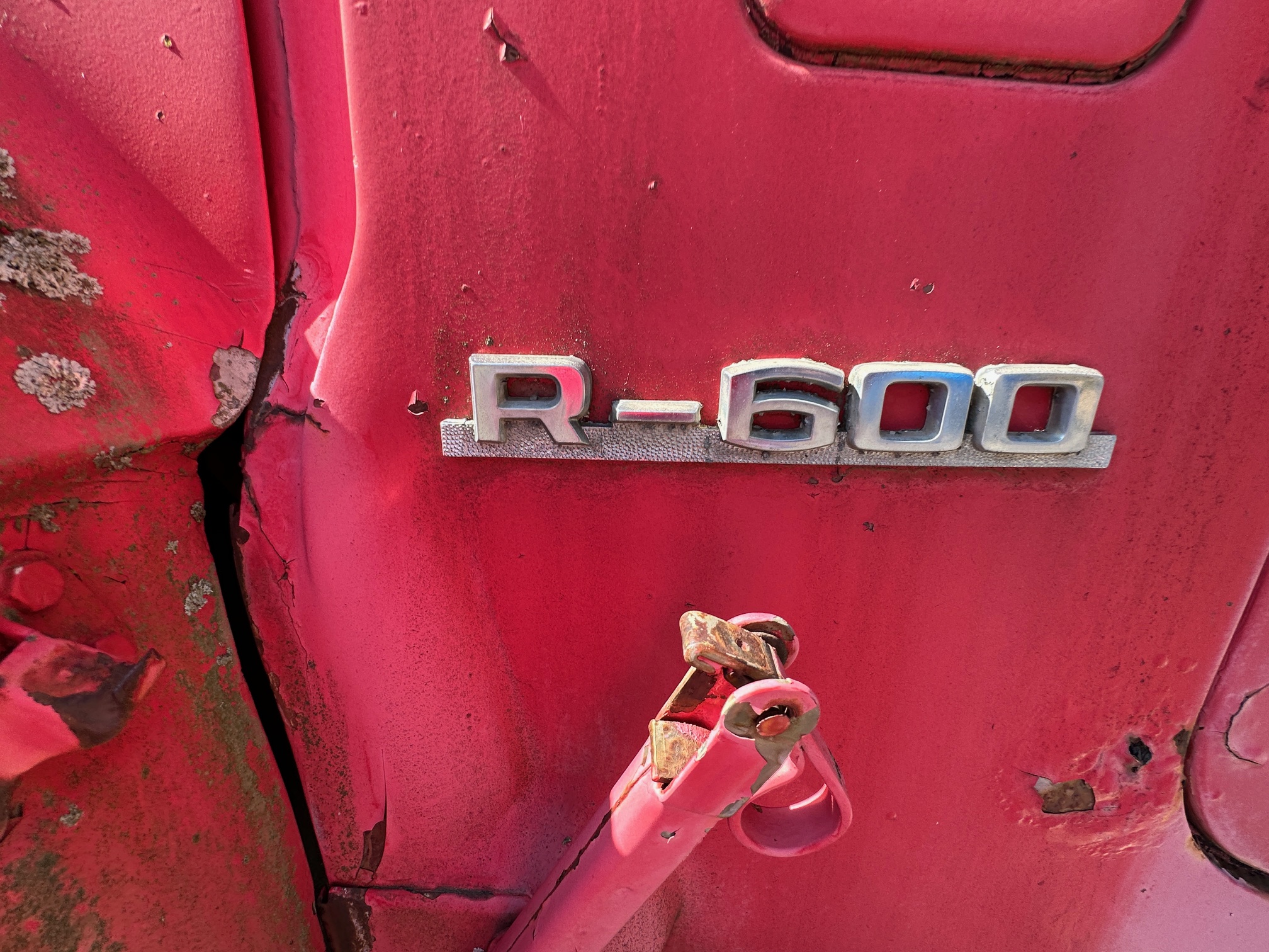 1975 MACK R600 Triaxle - Image 13