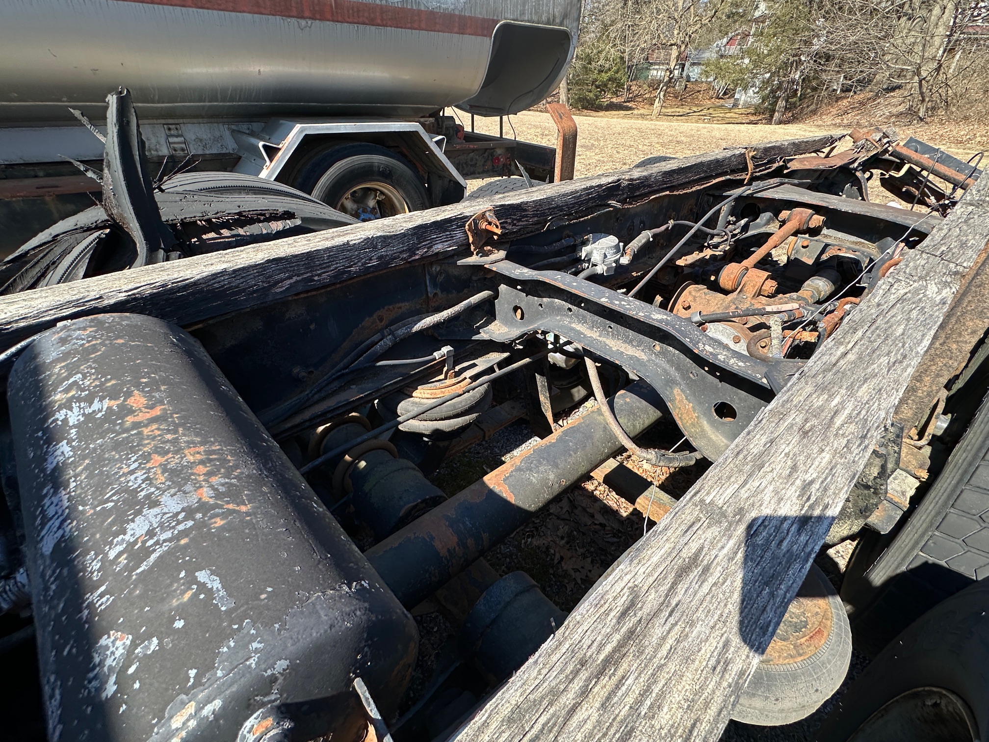 1975 MACK R600 Triaxle - Image 17