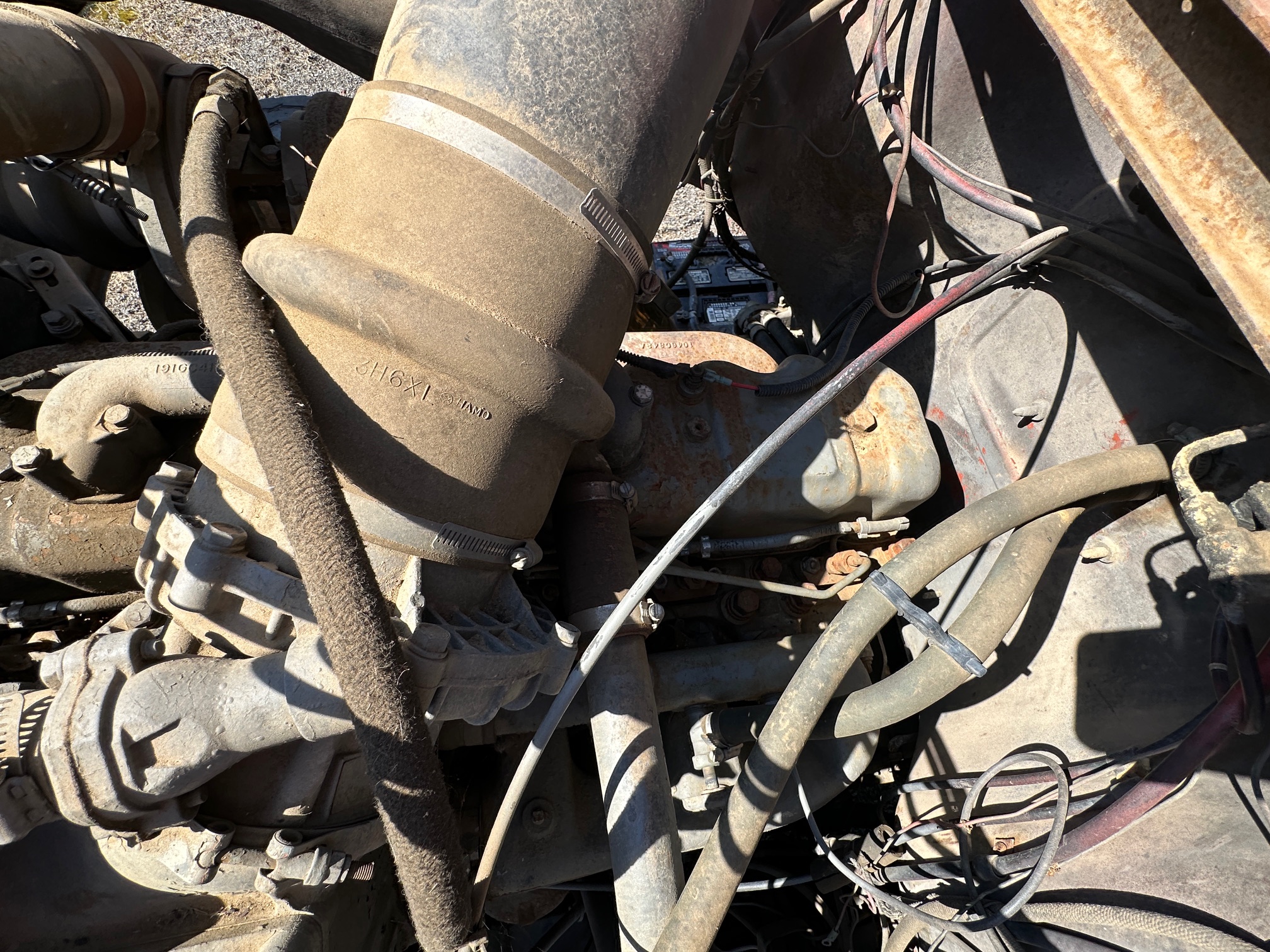 1975 MACK R600 Triaxle - Image 37