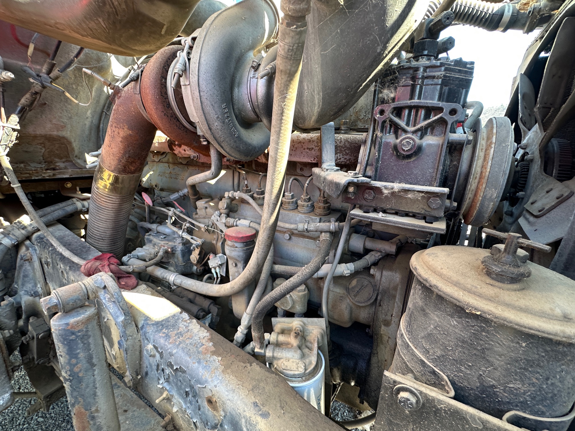 1975 MACK R600 Triaxle - Image 46