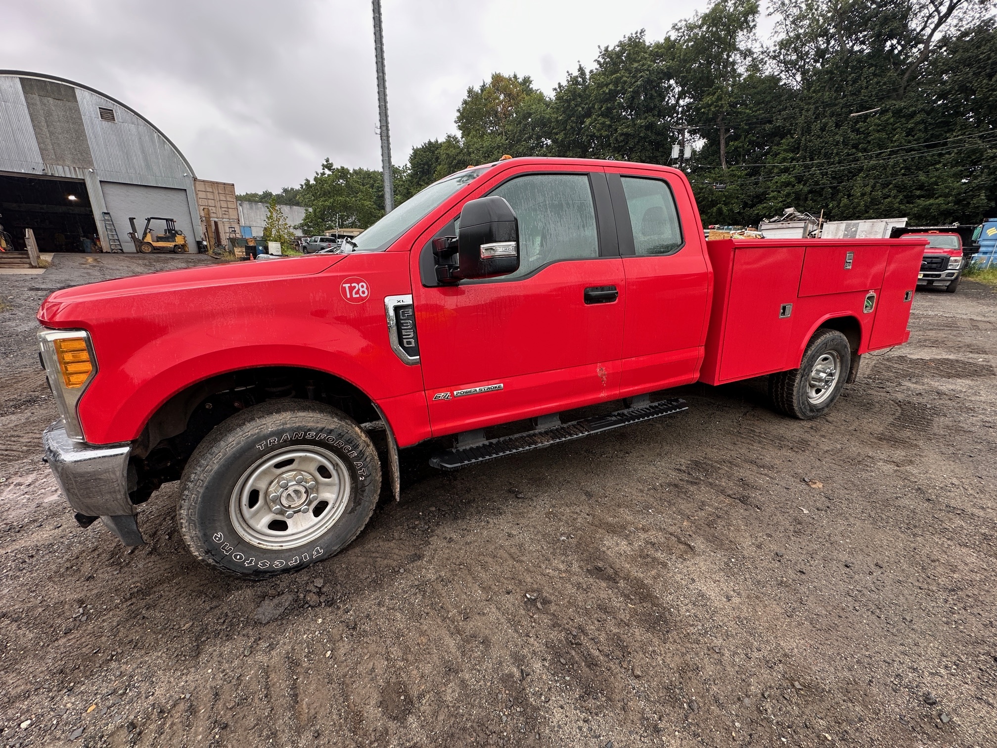 2017 FORD F350 XL Service Truck