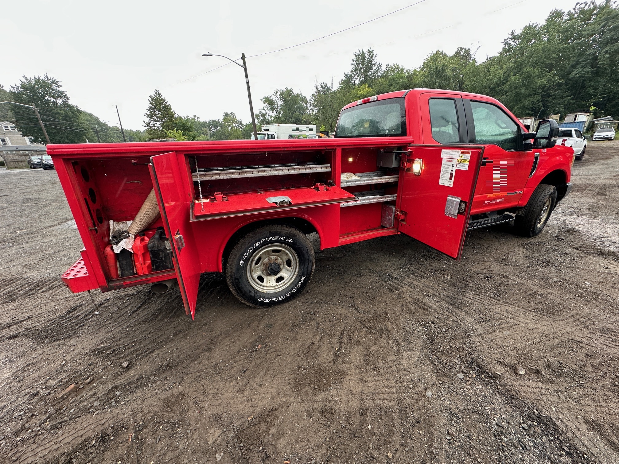 2017 FORD F350 XL Service Truck - Image 3