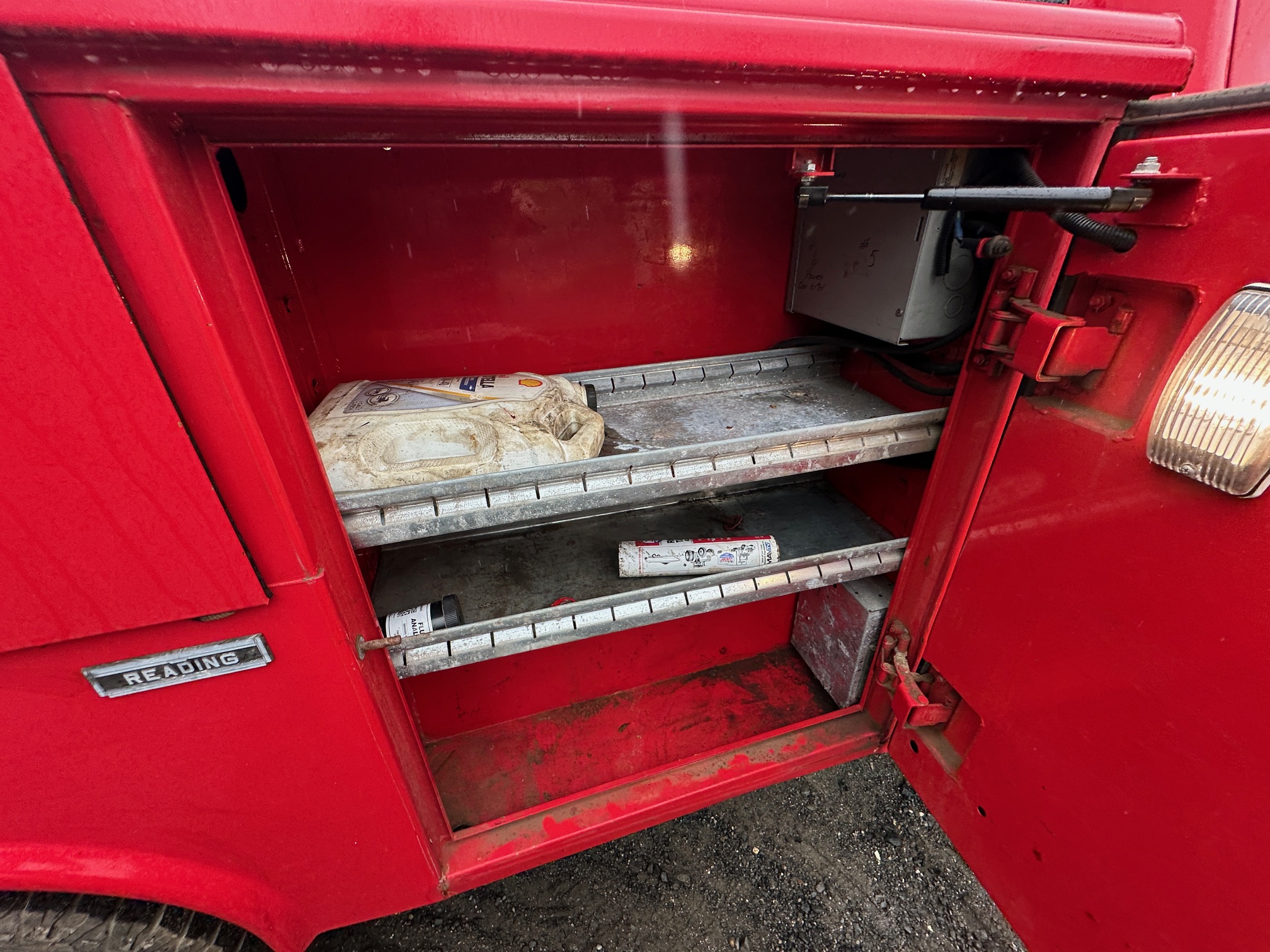 2017 FORD F350 XL Service Truck - view 10 of 32