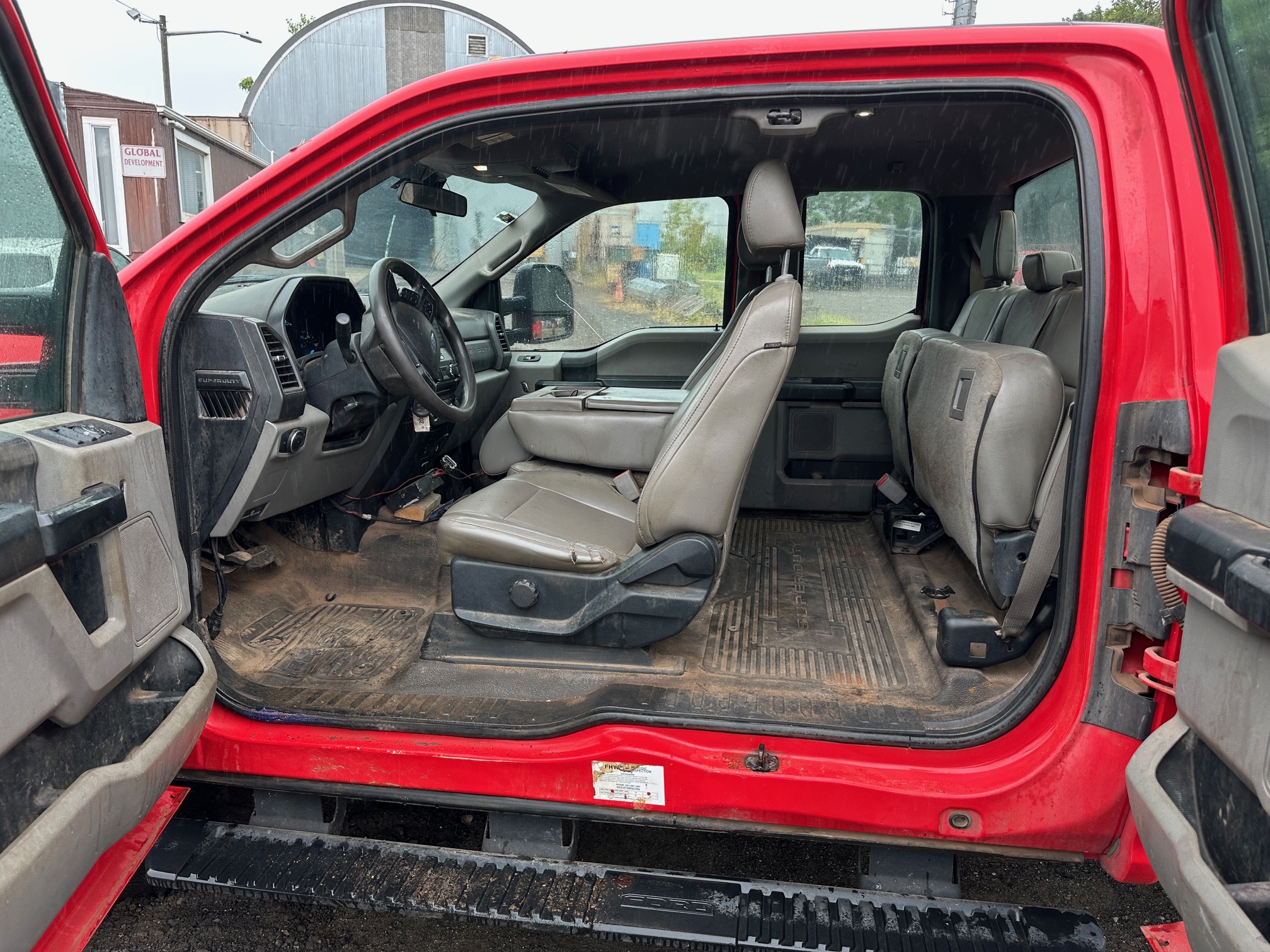 2017 FORD F350 XL Service Truck - view 20 of 32