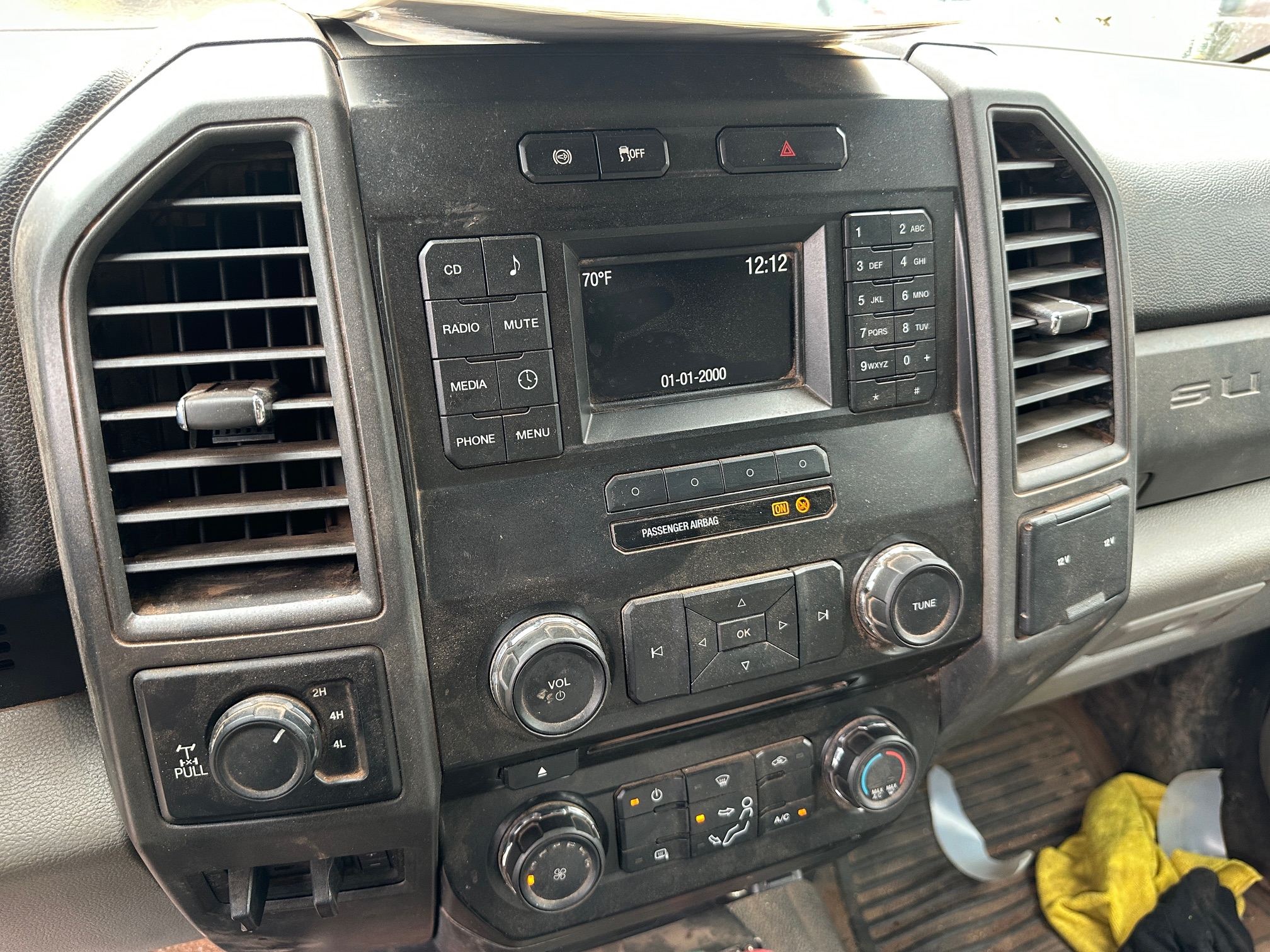 2017 FORD F350 XL Service Truck - Image 26