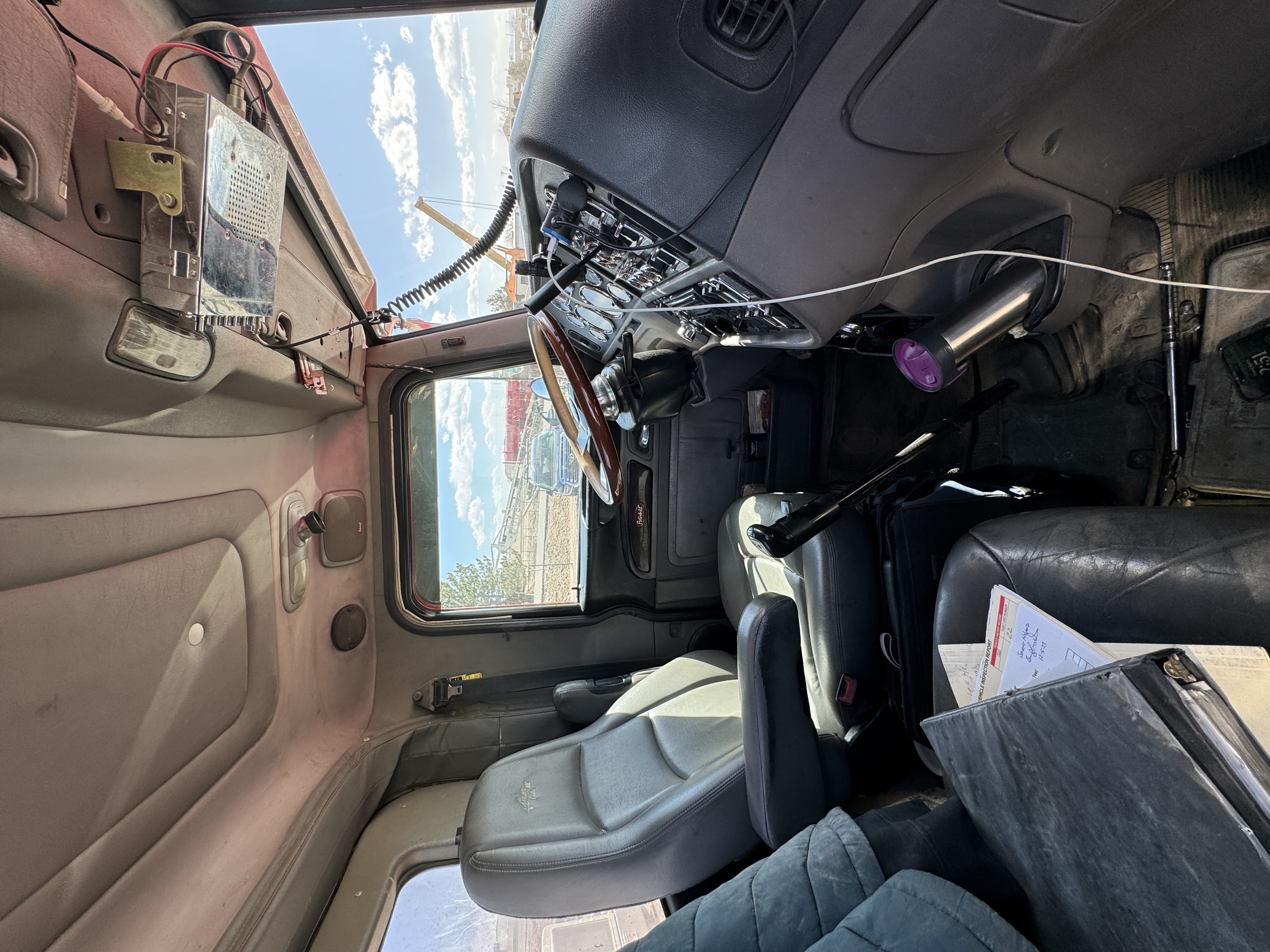 2013 PETERBILT 389 - Image 44