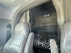 2007 PETERBILT 386 - Image 33