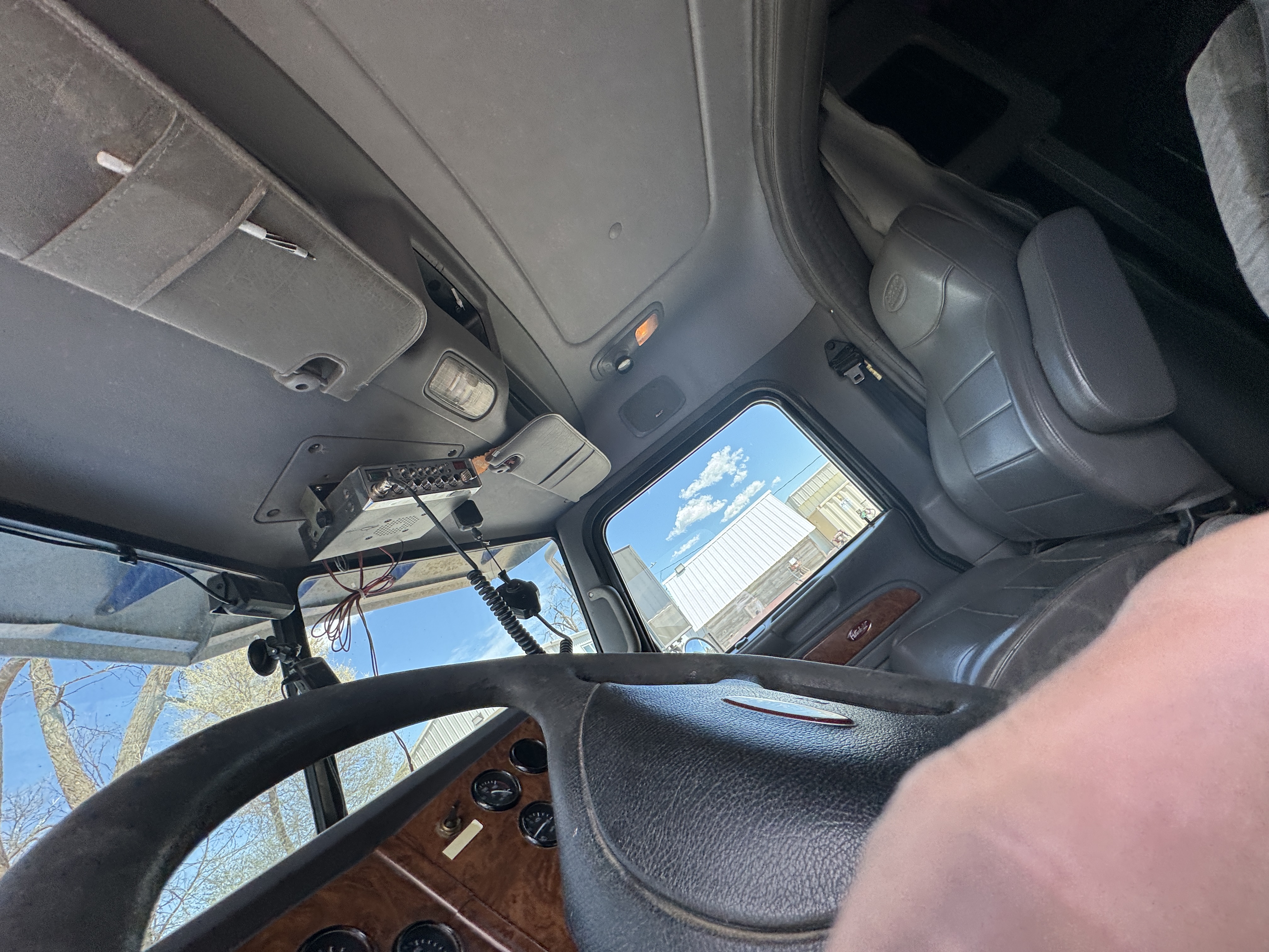 2007 PETERBILT 386 - Image 37