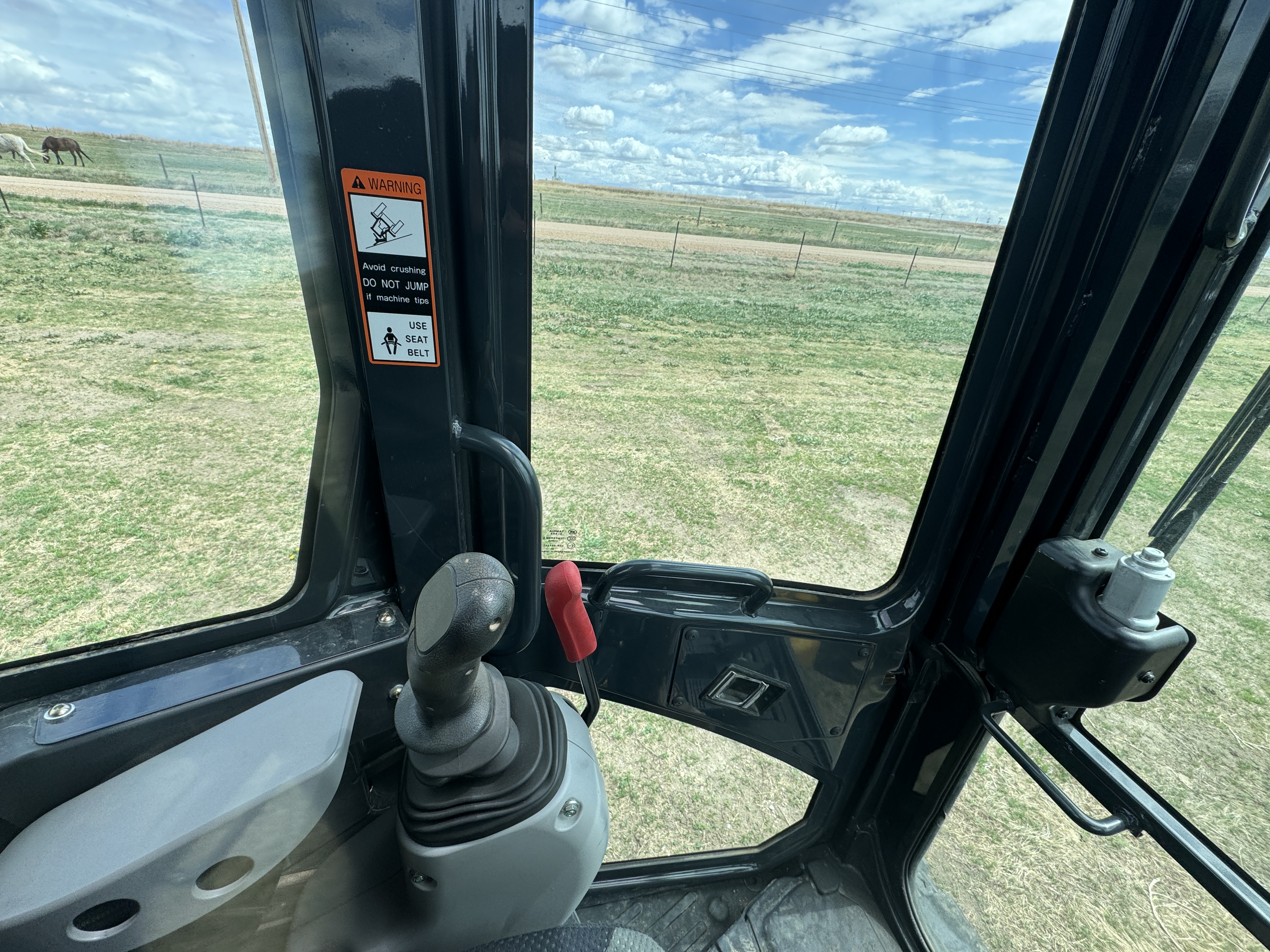 2022 DEERE 50G - Image 14