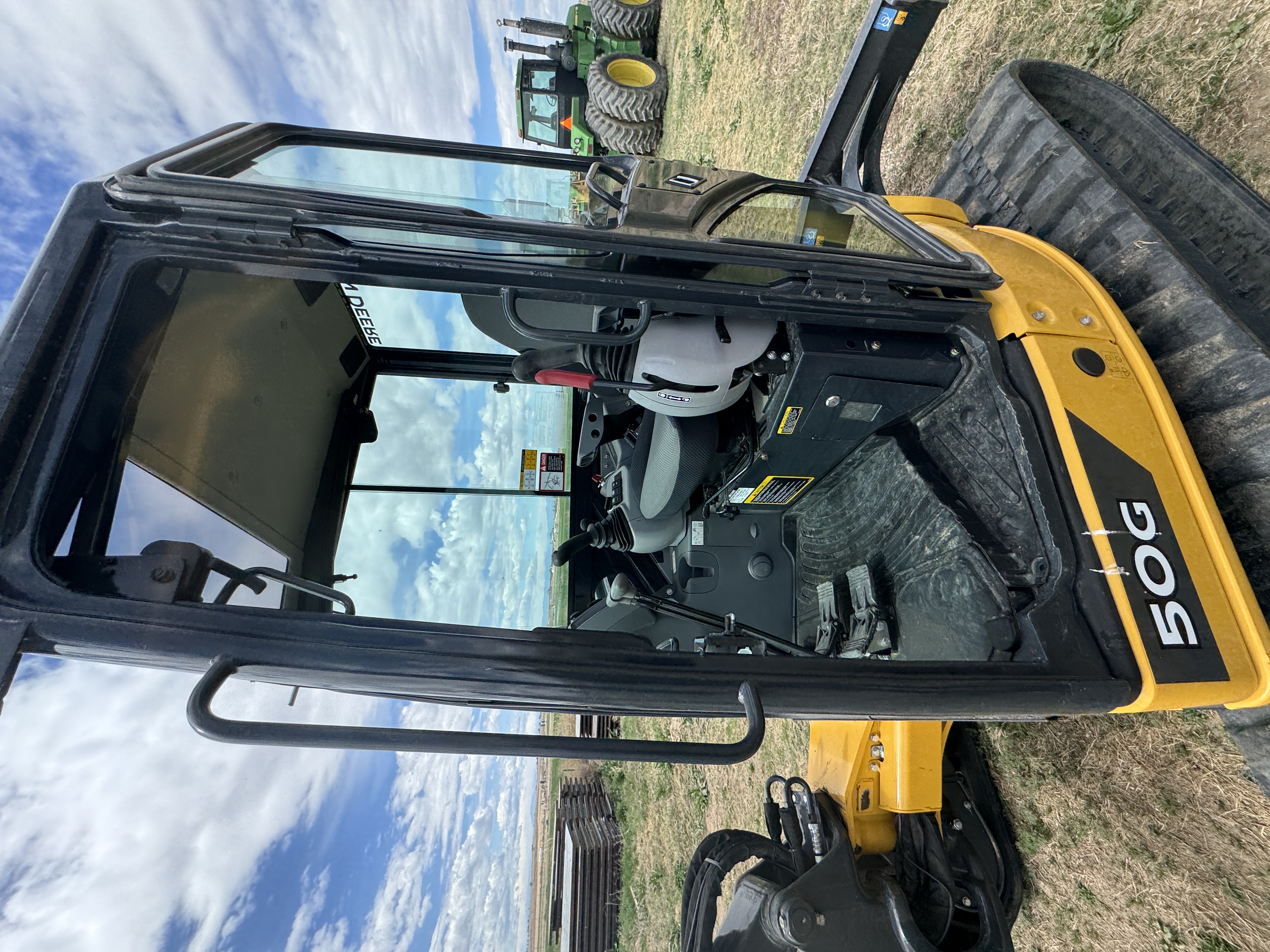 2022 DEERE 50G - view 11 of 57