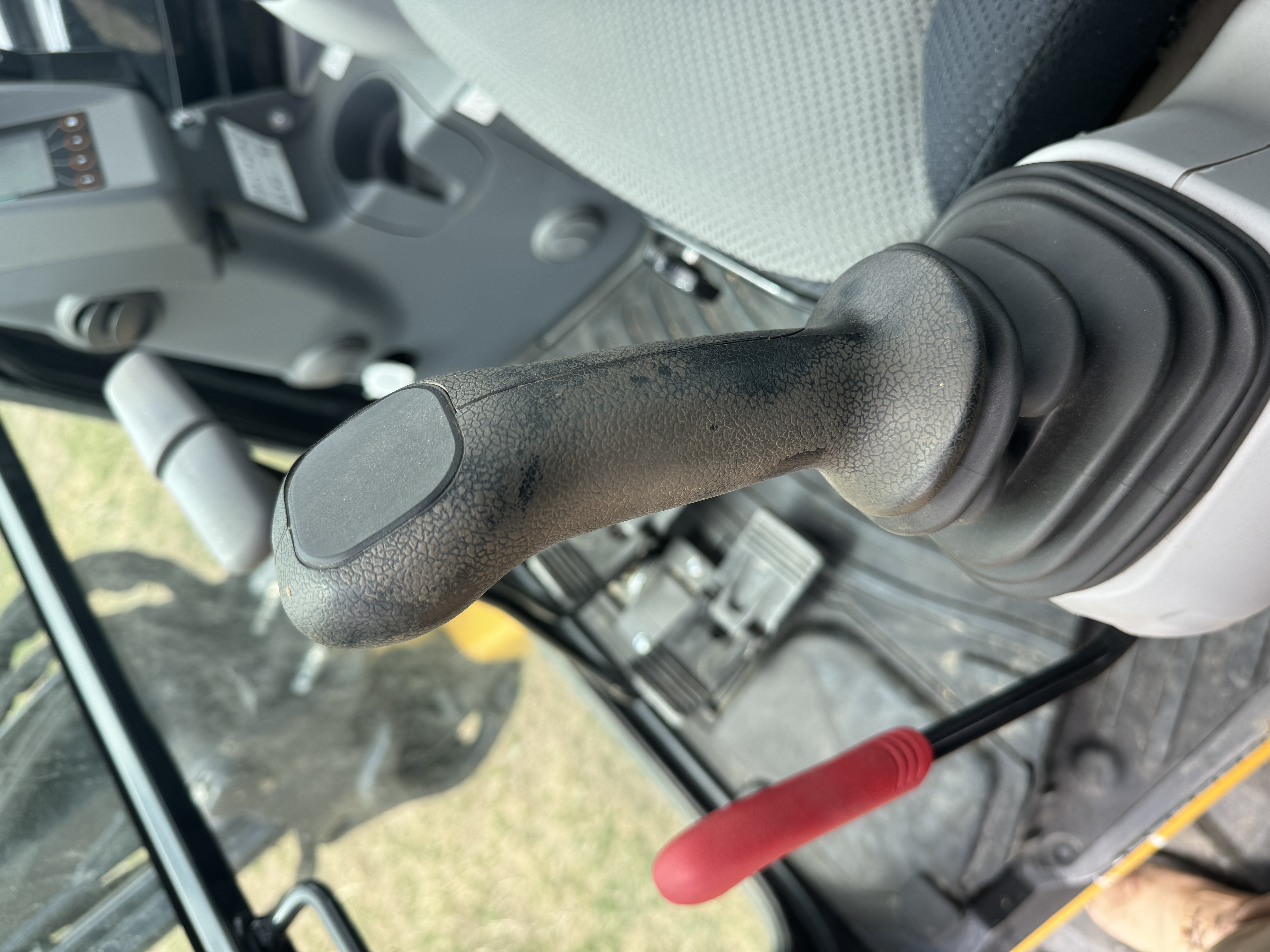 2022 DEERE 50G - view 16 of 57