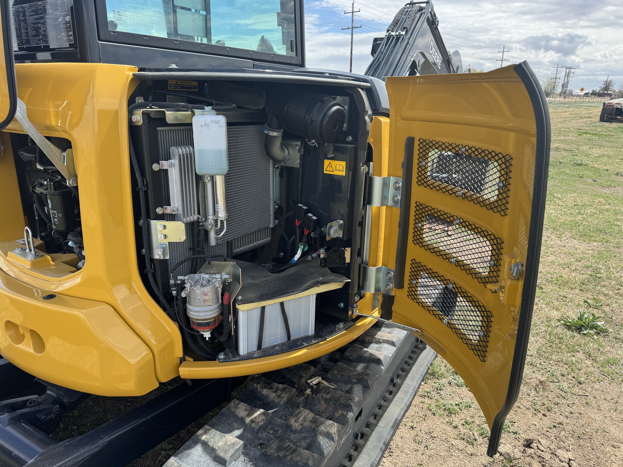 2022 DEERE 50G - Image 51