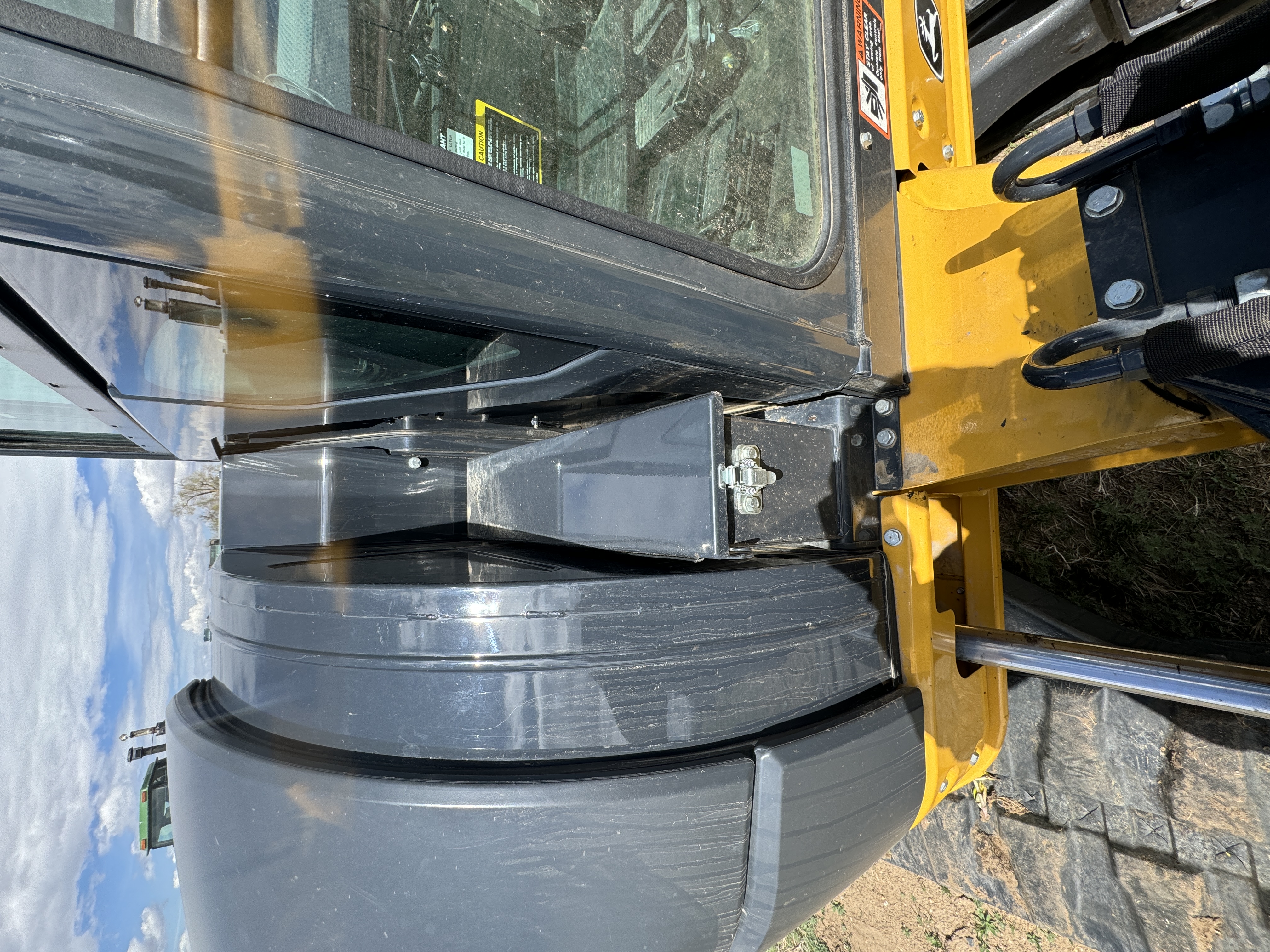 2022 DEERE 50G - Image 54