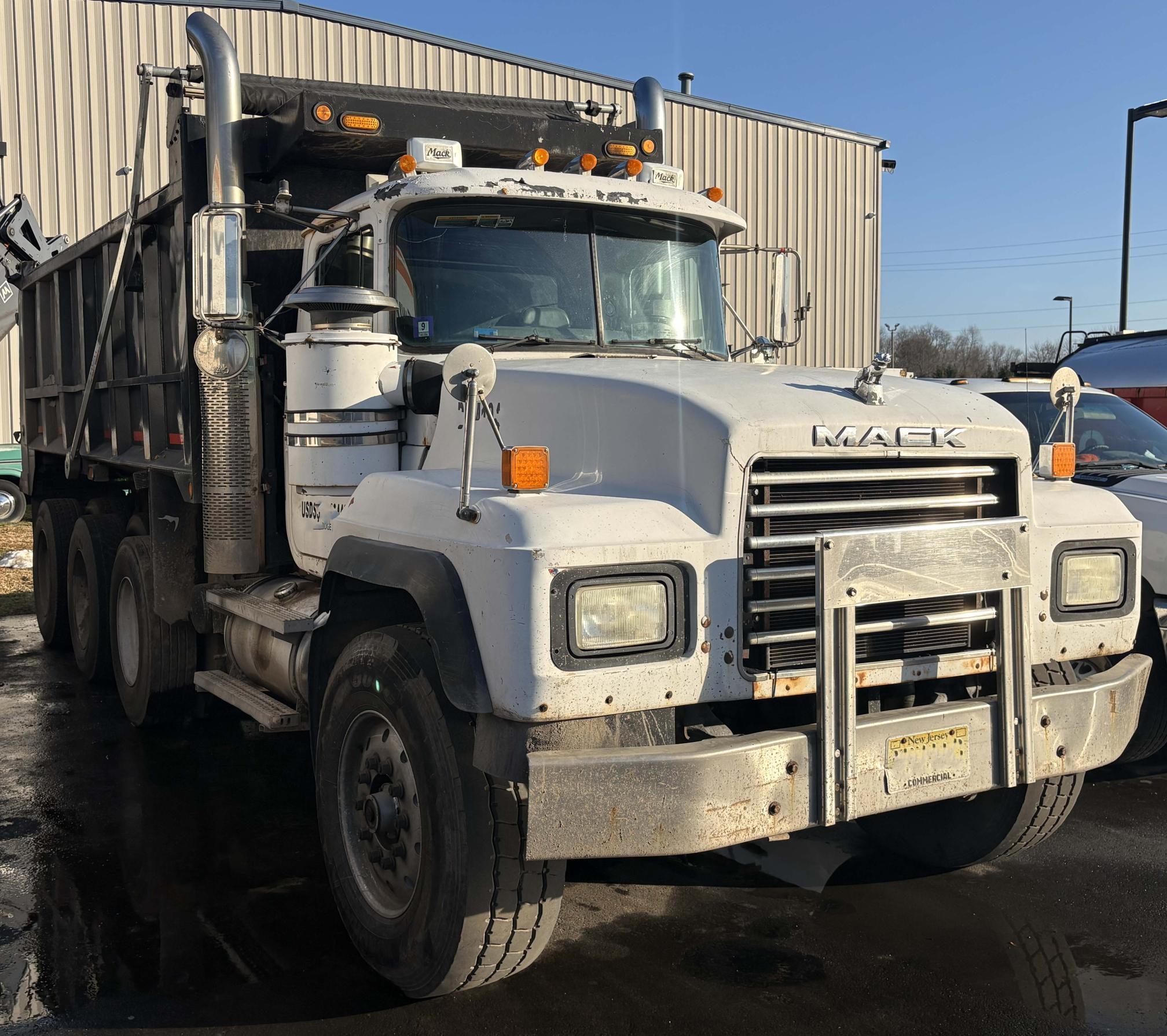 2003 MACK RD688S - Image 3