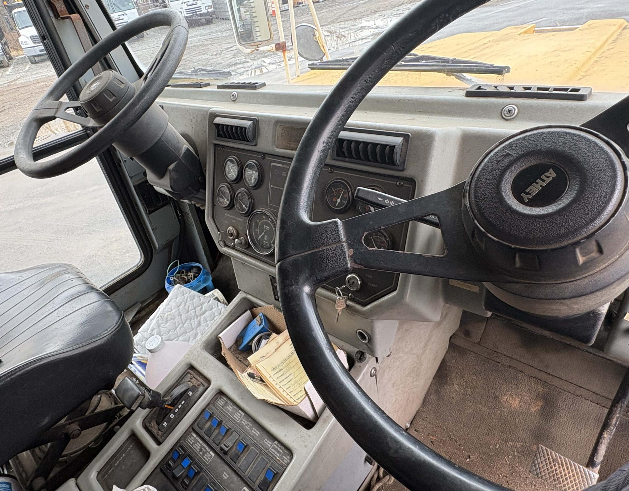 1997 ATHEY MOBIL M-8A Patriot - view 12 of 21