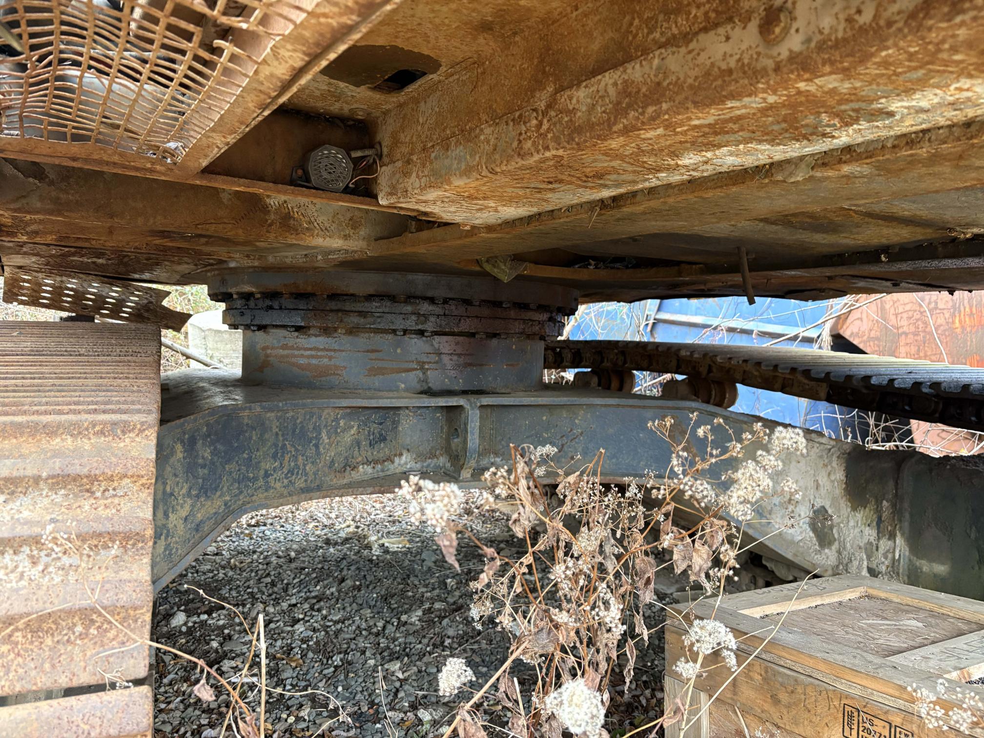 CASE 9050B - view 6 of 8