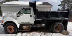 2008 FORD F-750 XL Super Duty - Image 2