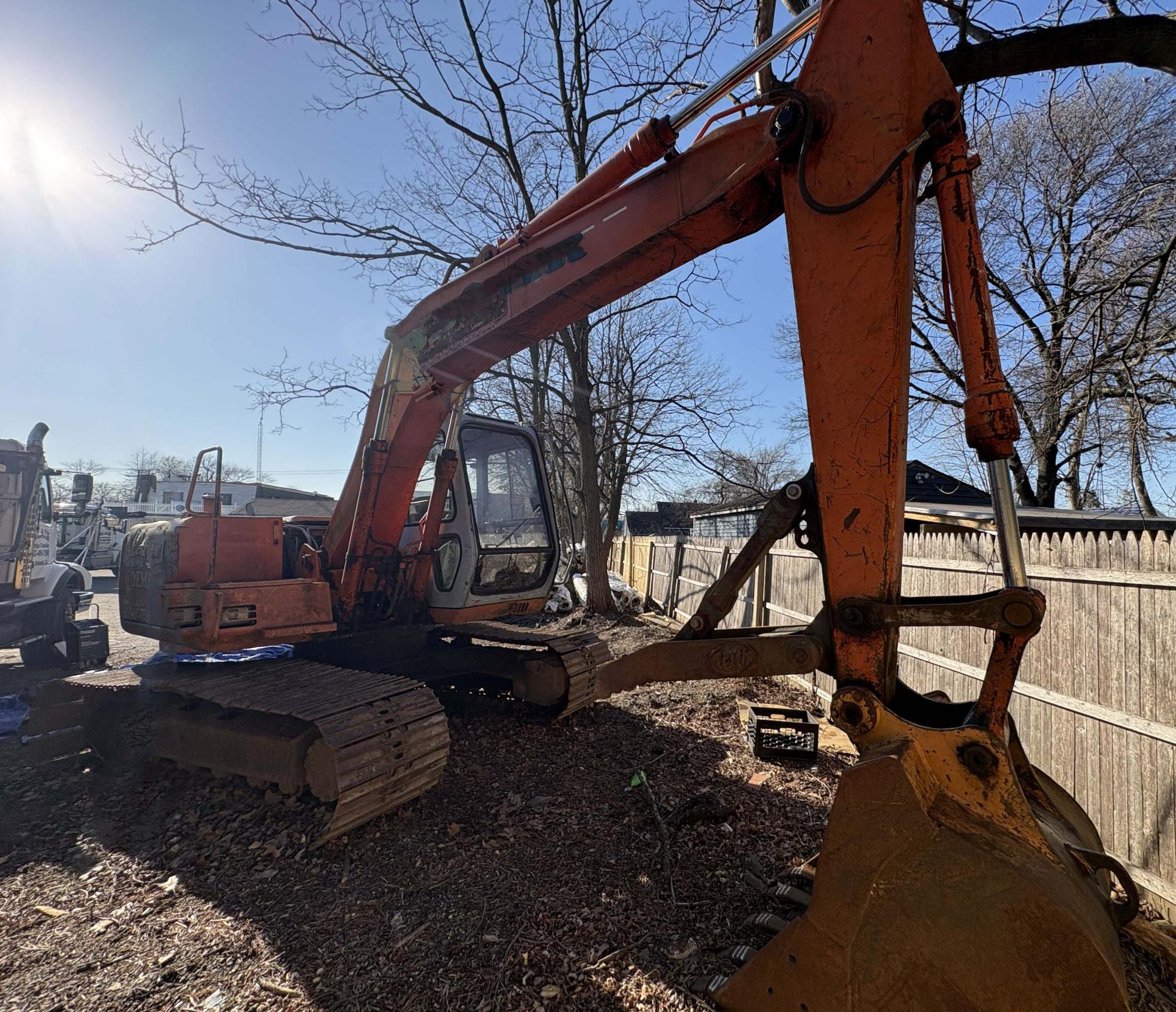 1994 HITACHI EX100-2 - view 5 of 17