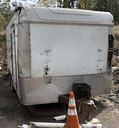 2010 UNITED Expressline Enclosed Trailer - Image 2