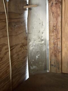 2010 UNITED Expressline Enclosed Trailer - Image 11