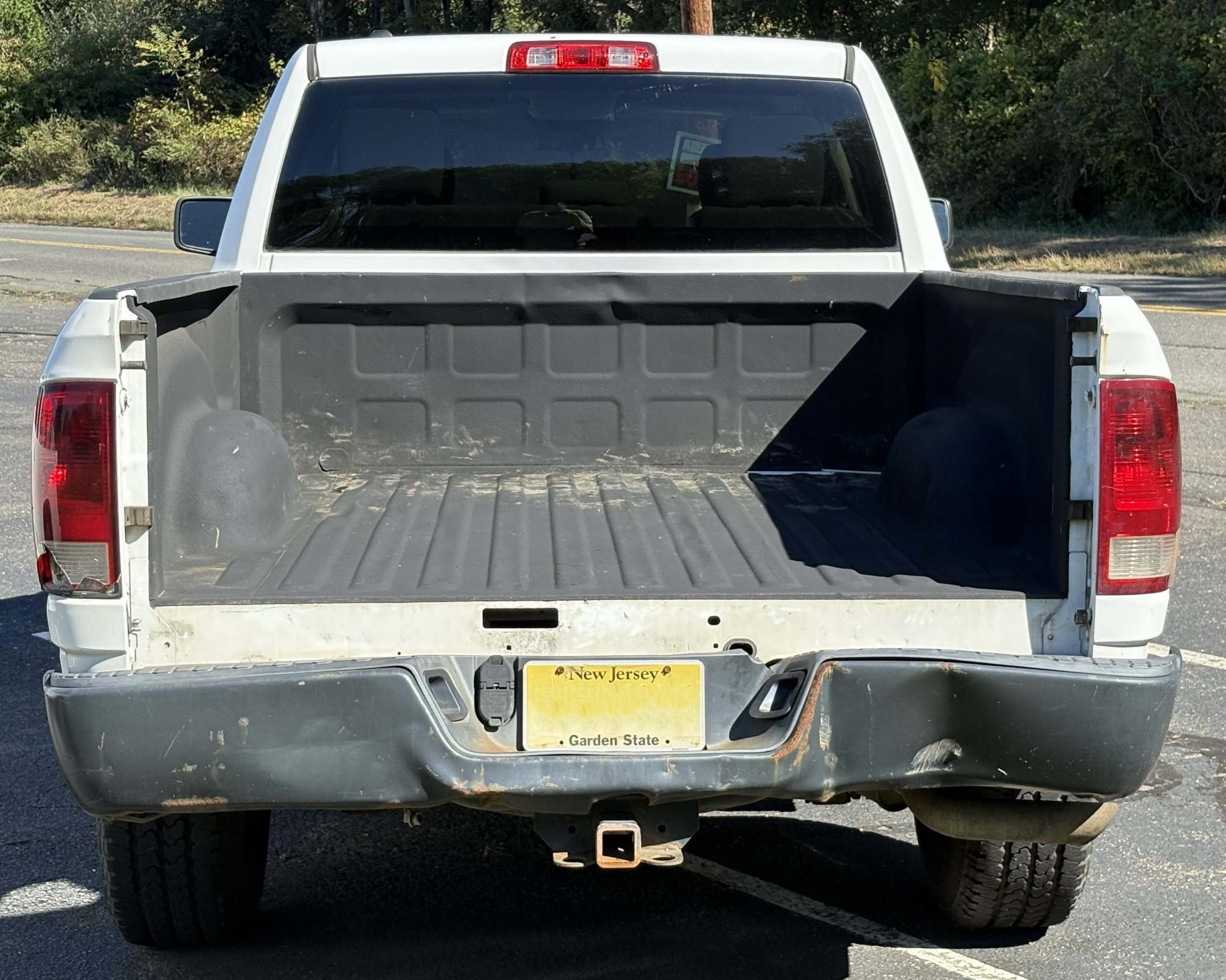 2013 RAM 1500 Quad Cab - view 7 of 24