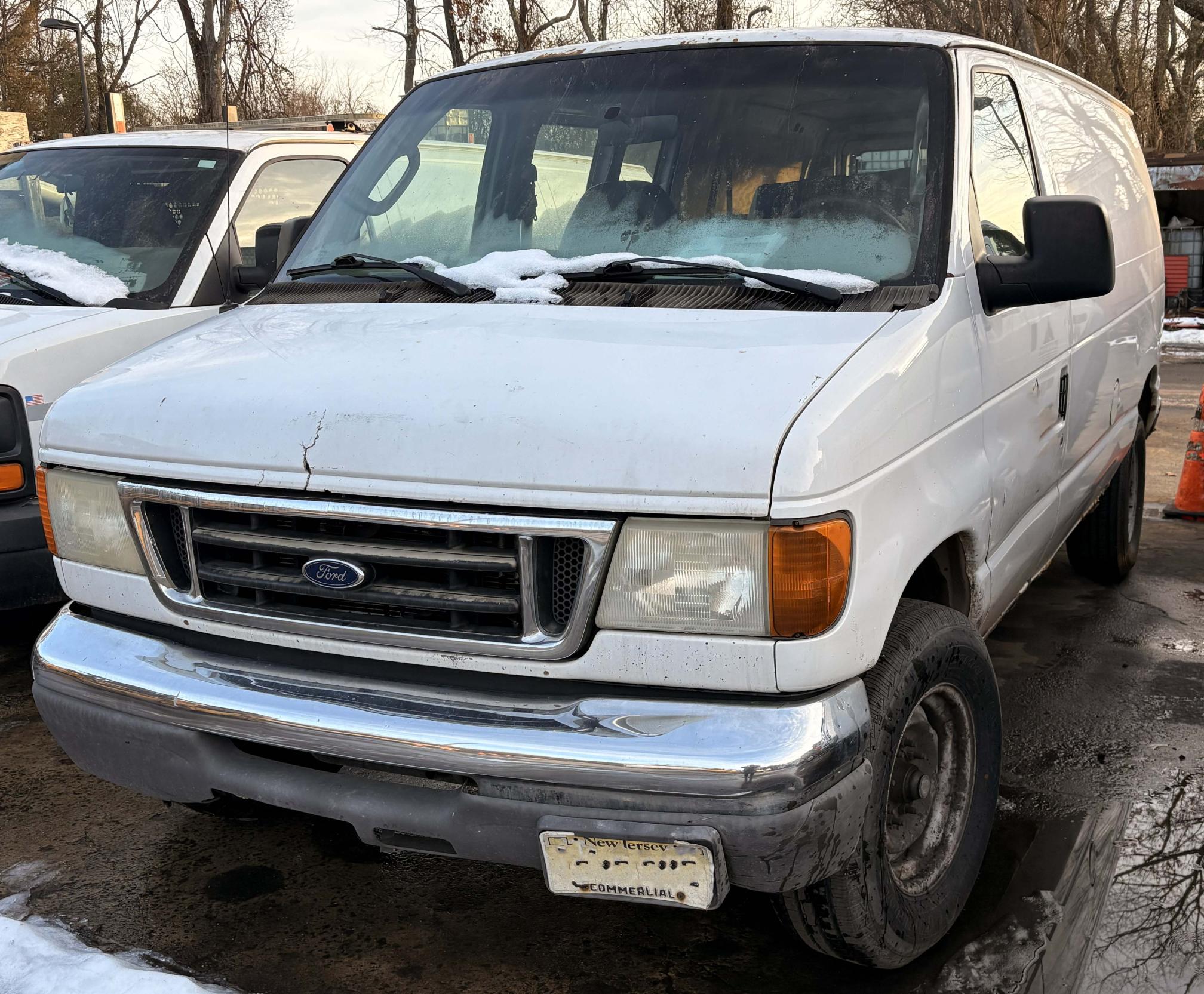 2007 FORD E-350 - view 1 of 11