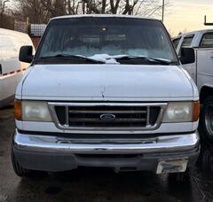 2007 FORD E-350 - Image 2