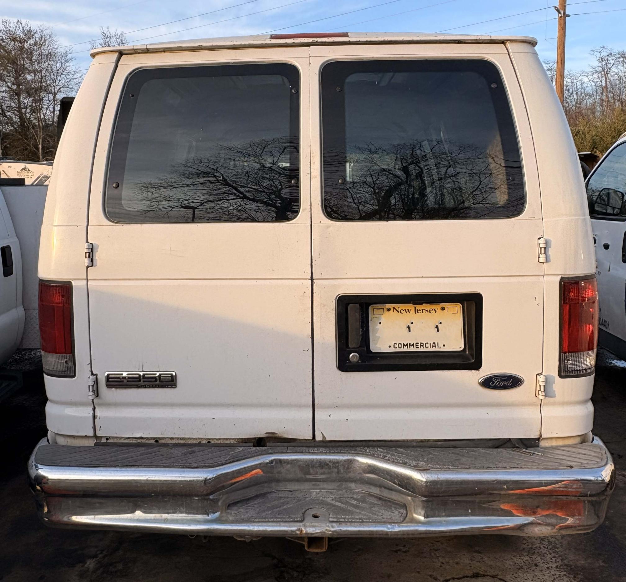 2007 FORD E-350 - Image 6