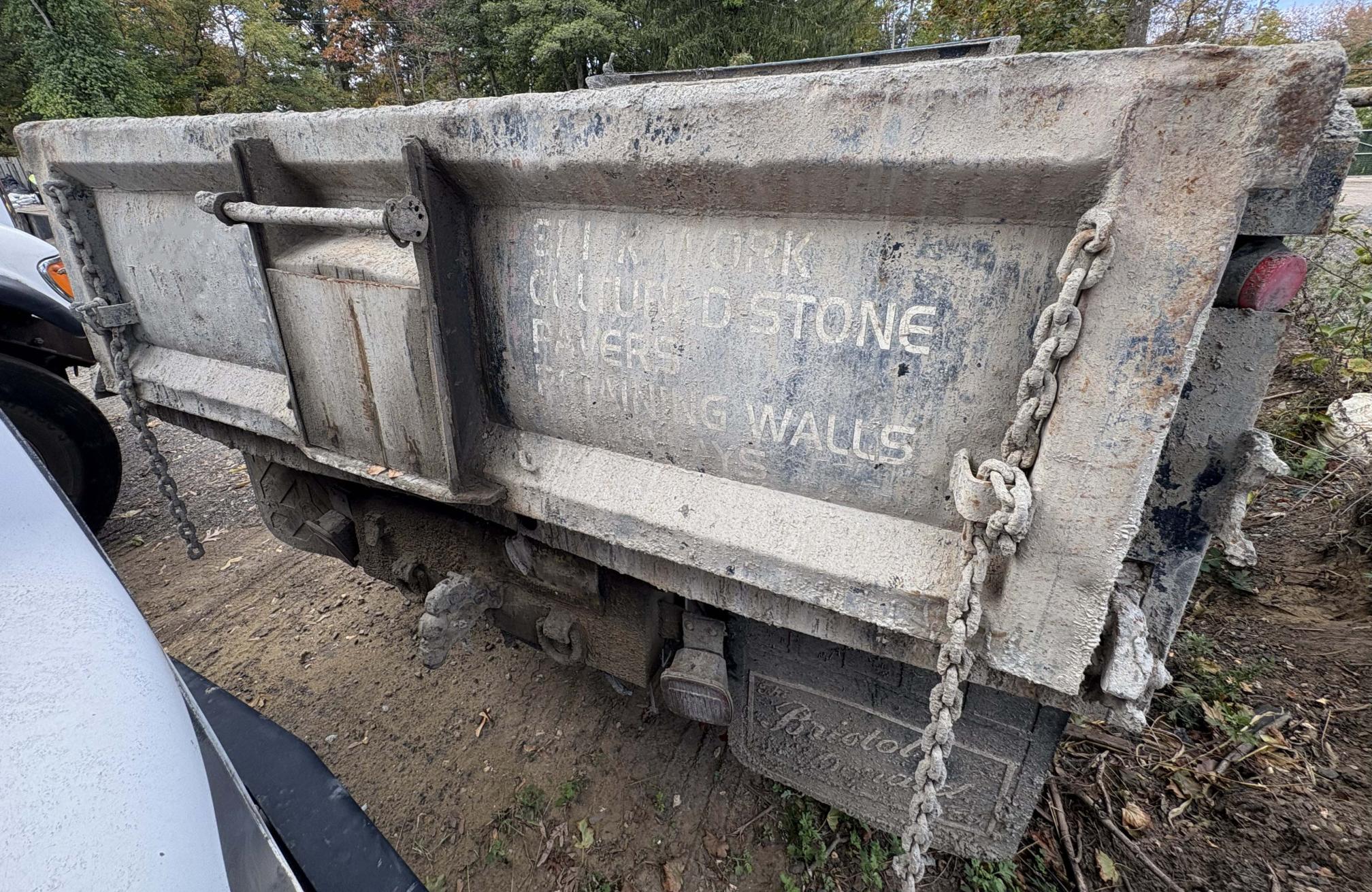 1999 CHEVROLET 3500HD Cheyenne - view 7 of 20