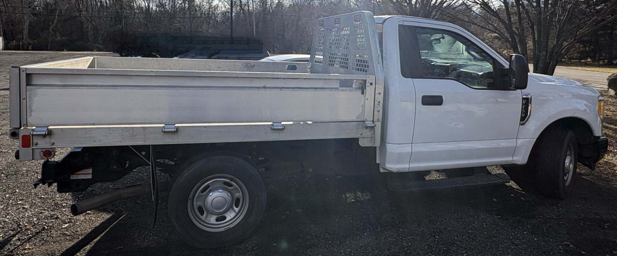 2017 FORD F-250 - Image 2