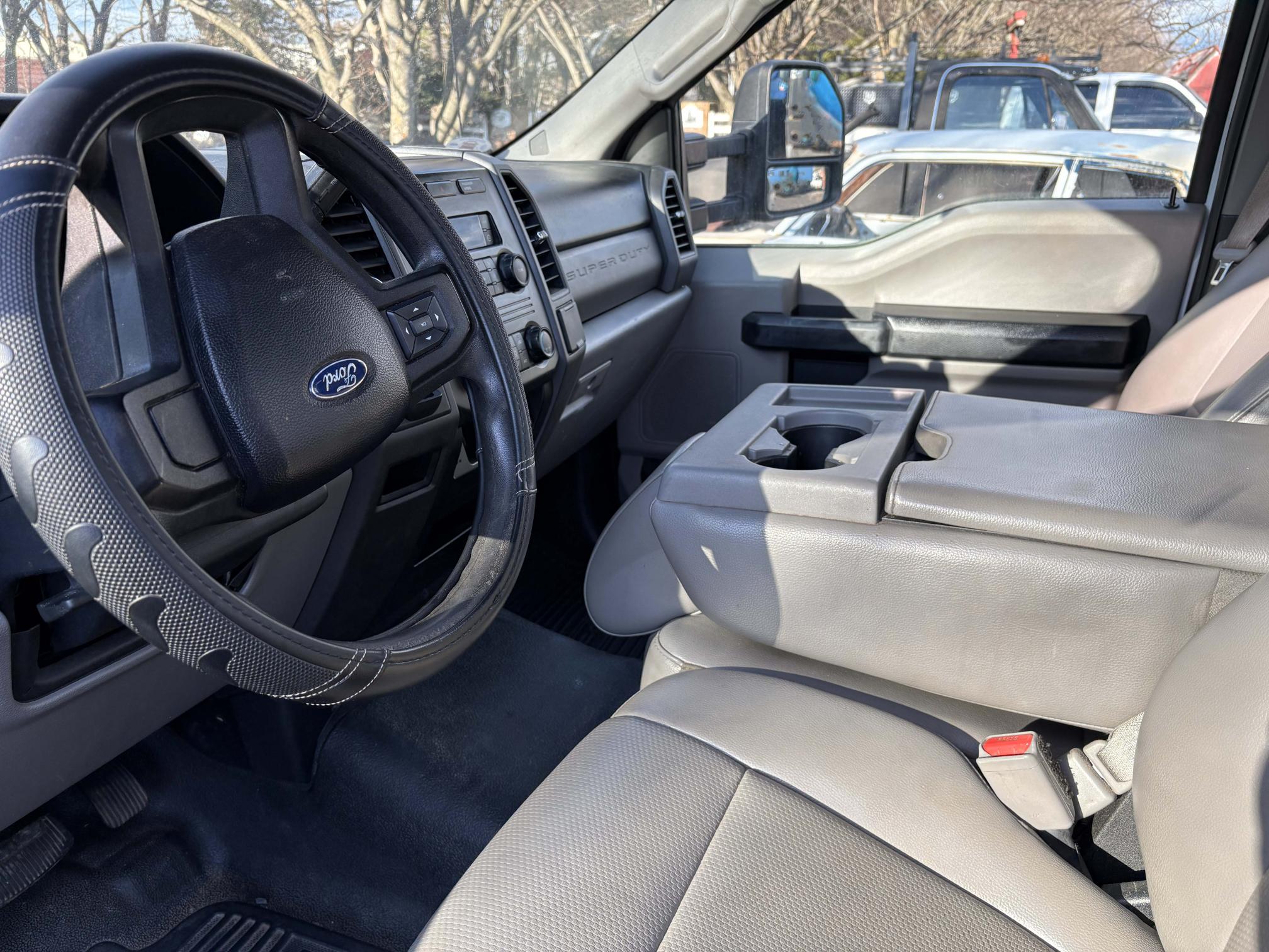 2017 FORD F-250 - Image 13