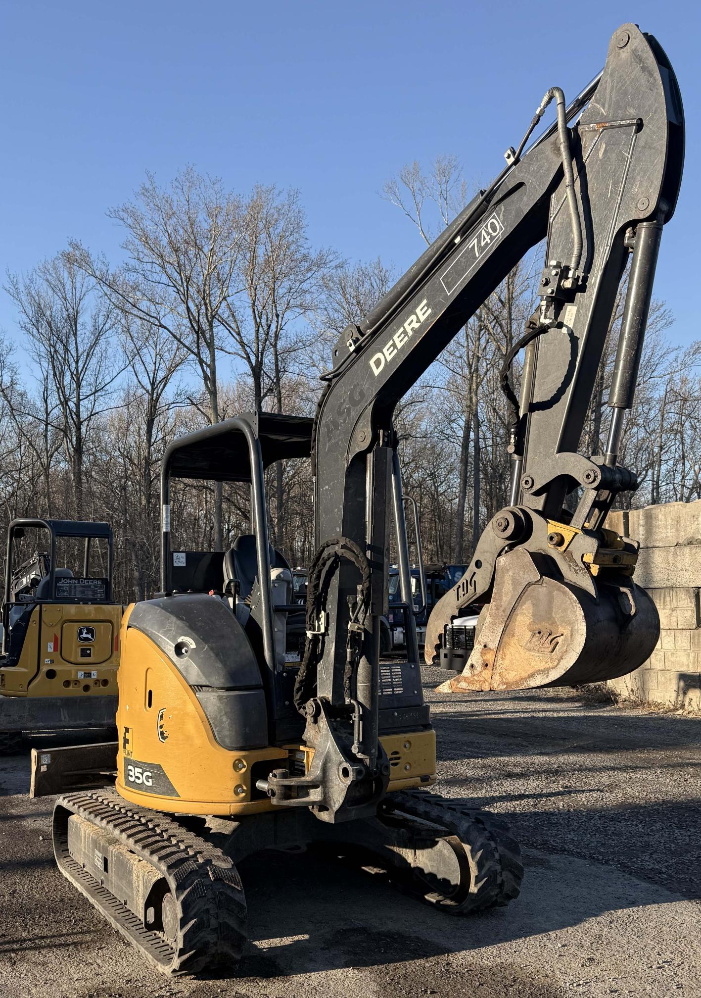 2022 DEERE 35G - view 1 of 10