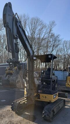 2022 DEERE 35G - Image 7