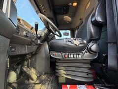 2014 CATERPILLAR CT660S - Image 8