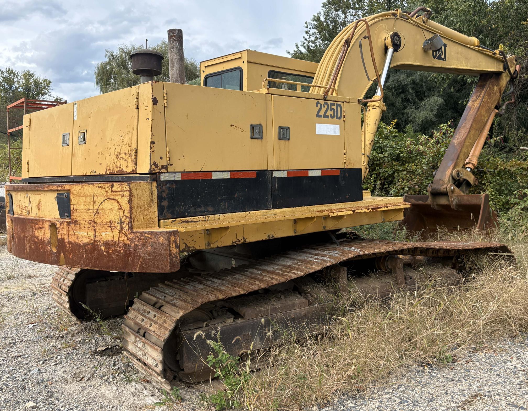 1990 CATERPILLAR 225D - Image 2