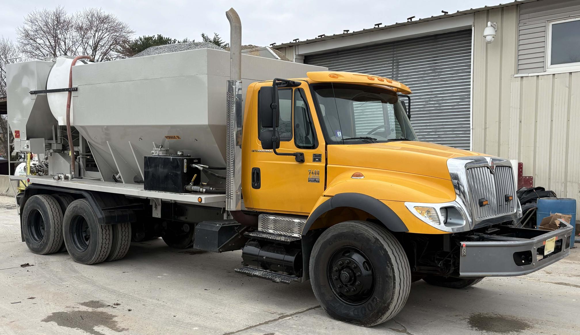 2004 INTERNATIONAL 7400 - view 7 of 26