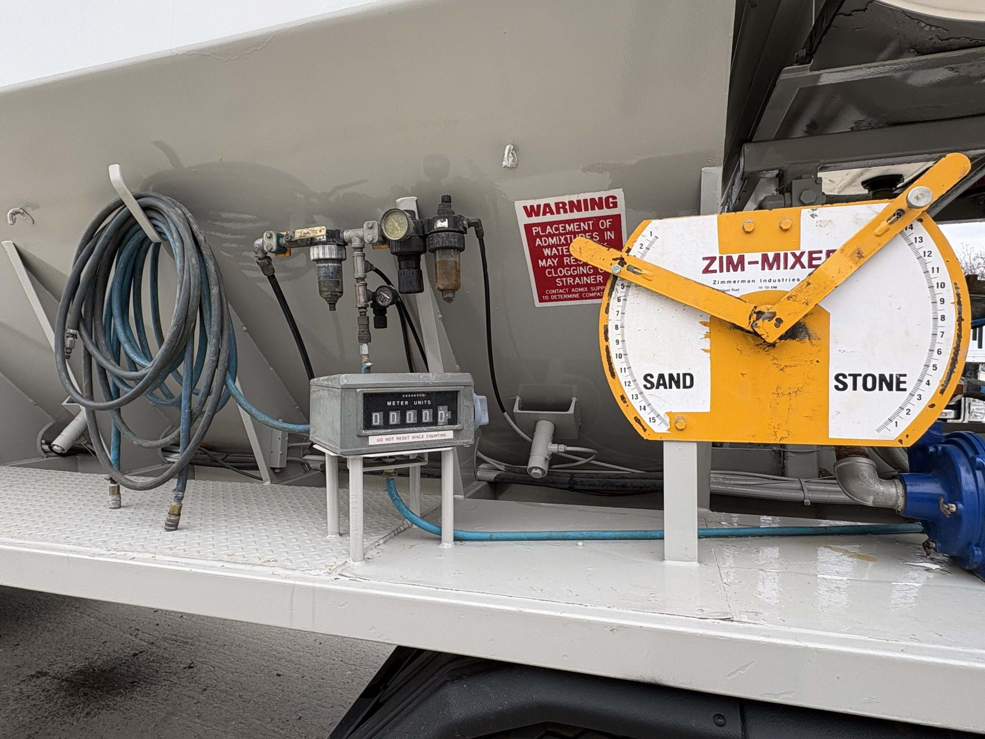 2004 INTERNATIONAL 7400 - view 17 of 26